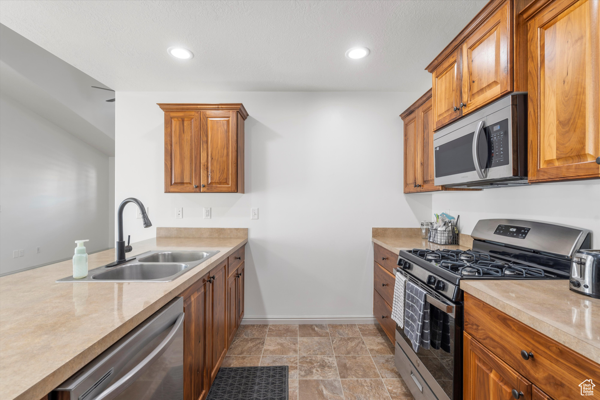 318 Goodale Dr, Ogden, Utah image 7