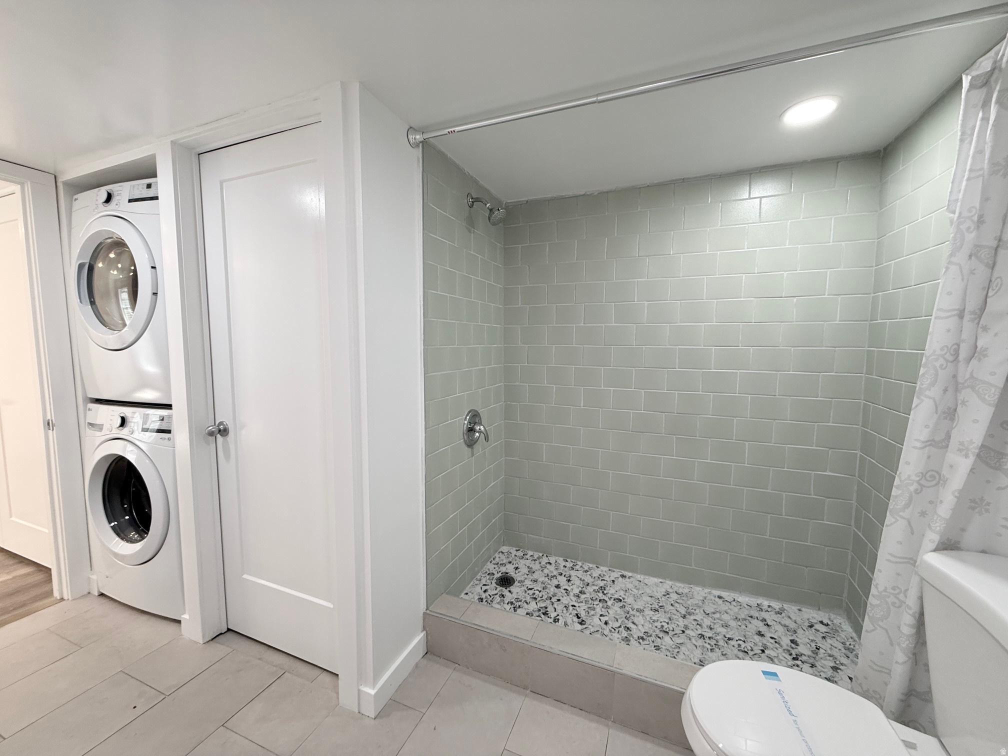 PARKVIEW TOWNHOMES PH2 - Residential