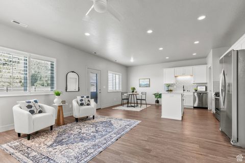 Tiny photo for 258 E 1500 N, Harrisville, UT 84404 (MLS # 2111588)