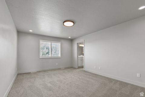 Tiny photo for 258 E 1500 N, Harrisville, UT 84404 (MLS # 2111588)