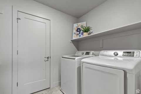 Tiny photo for 258 E 1500 N, Harrisville, UT 84404 (MLS # 2111588)