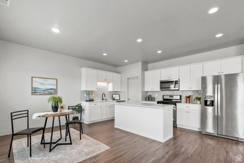 Tiny photo for 258 E 1500 N, Harrisville, UT 84404 (MLS # 2111588)