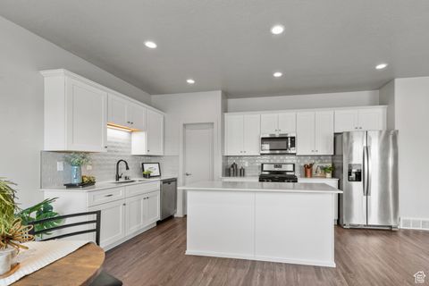 Tiny photo for 258 E 1500 N, Harrisville, UT 84404 (MLS # 2111588)