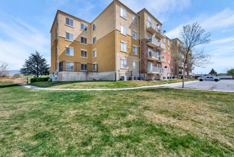 Tiny photo for 3478 COZY RIVER PL #309, West Valley City, UT 84119 (MLS # 2147571)