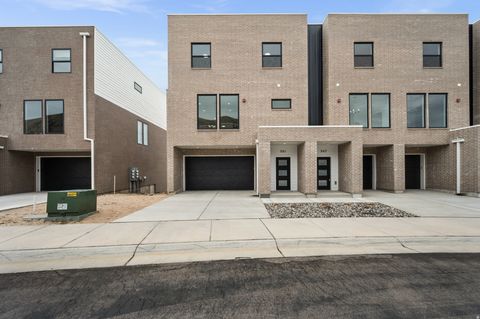 Tiny photo for 301 E ENDURANCE CIR, Draper, UT 84020 (MLS # 2137089)