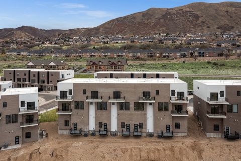 Tiny photo for 301 E ENDURANCE CIR, Draper, UT 84020 (MLS # 2137089)