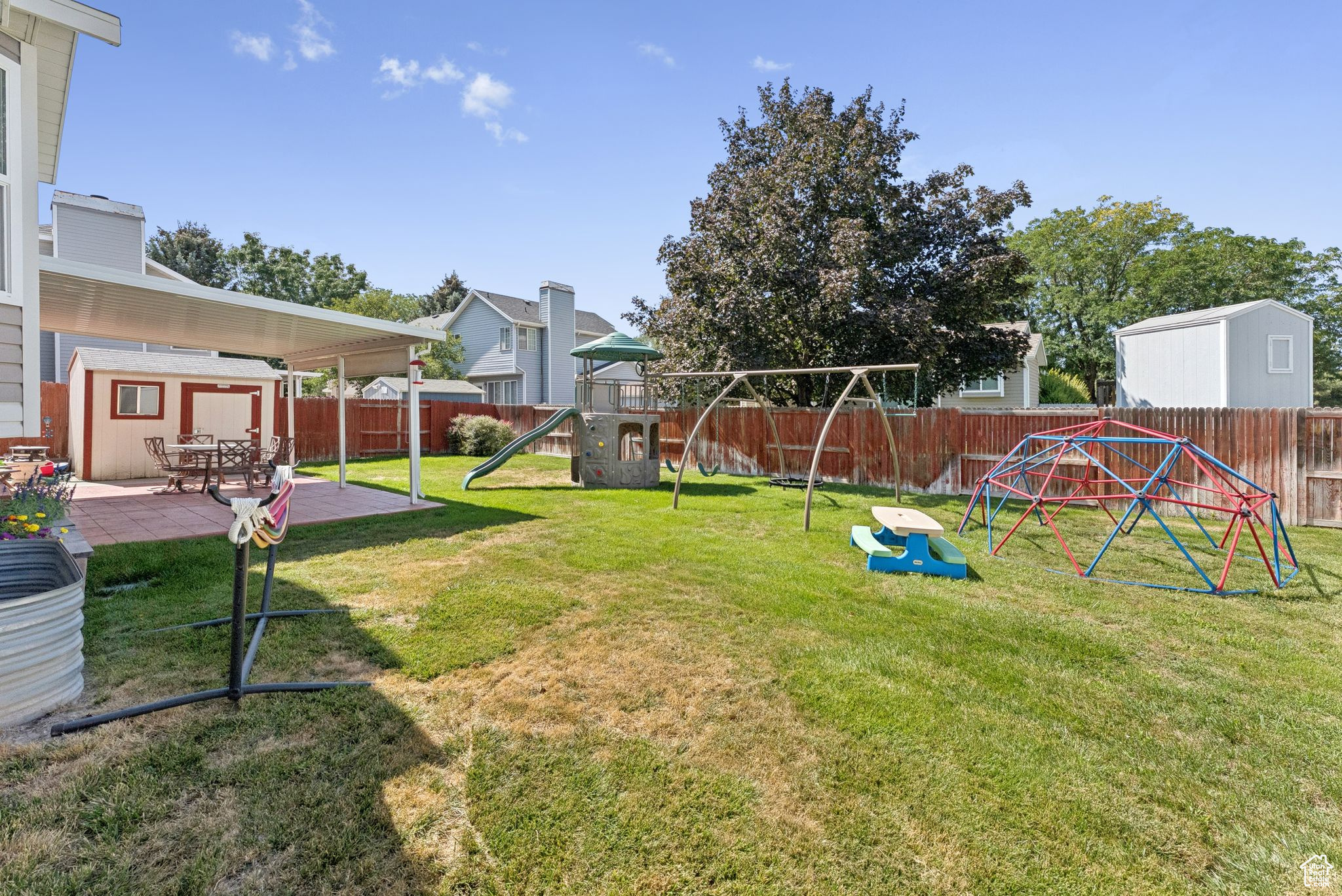 MEREWOOD - Residential