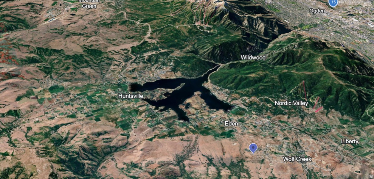 THE HIGHLANDS - Land