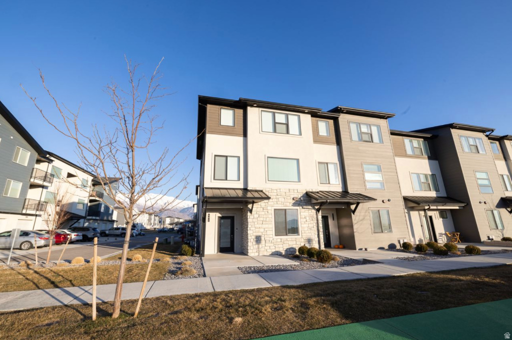 ROCKWELL RANCH - Residential