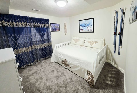 Tiny photo for 1002 BROOK HAVEN DR, Kaysville, UT 84037 (MLS # 2178045)