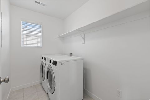 Tiny photo for 1614 W PARKVIEW DR, Syracuse, UT 84075 (MLS # 2144318)