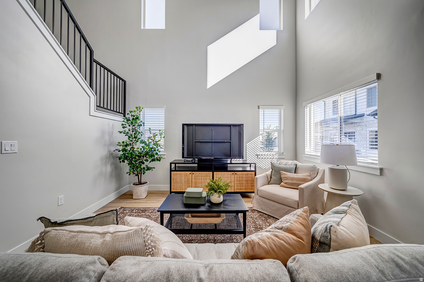 LEXINGTON TOWN HOMES - Residential