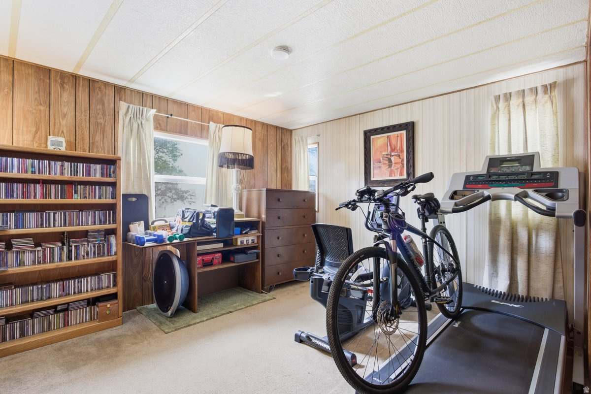 MOUNTAIN VIEW MHC - Residential