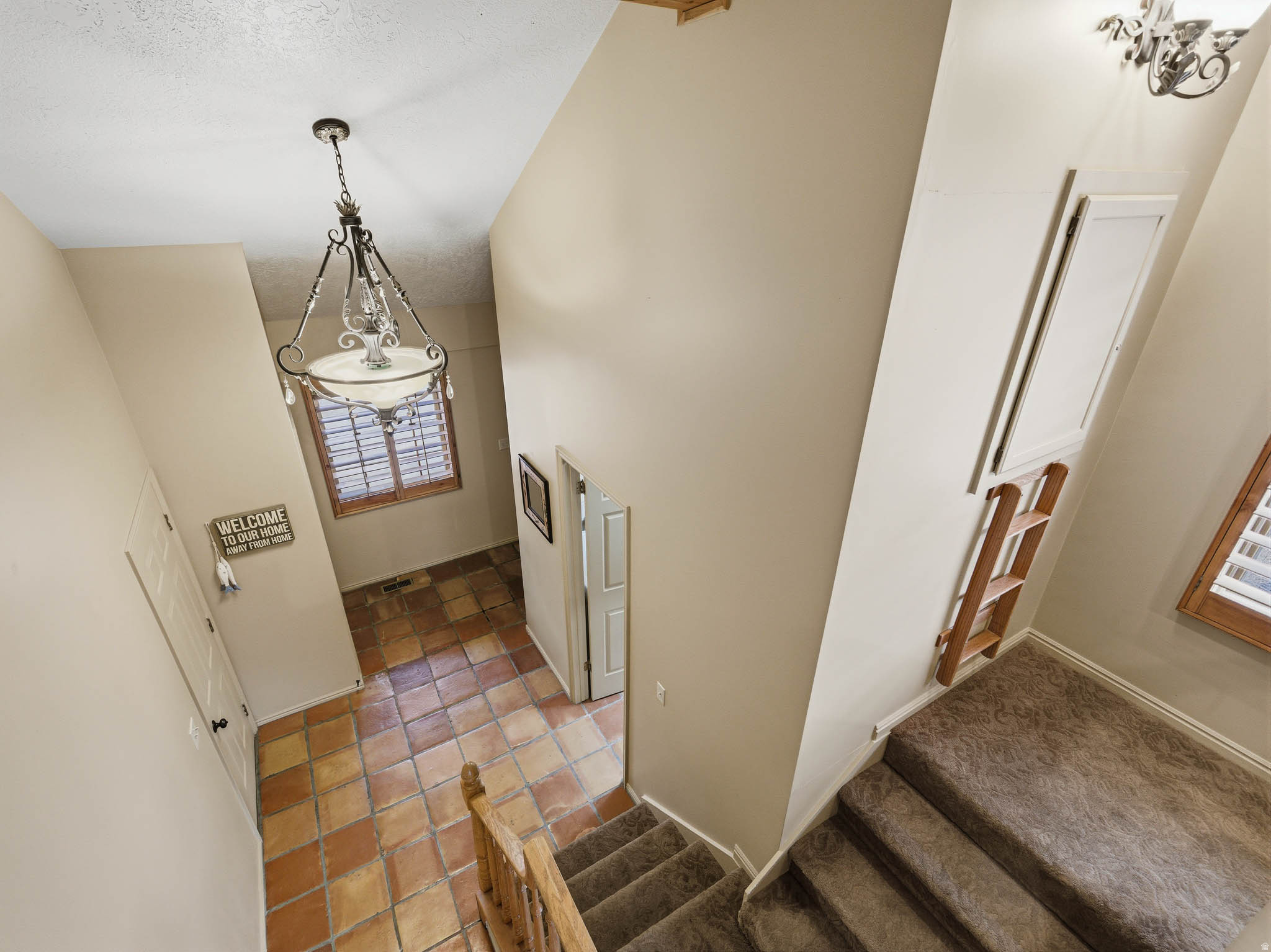 SWISS OAKS - Residential