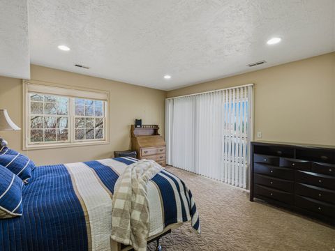 Tiny photo for 904 W SCHNEITTER CIR, Midway, UT 84049 (MLS # 2136320)