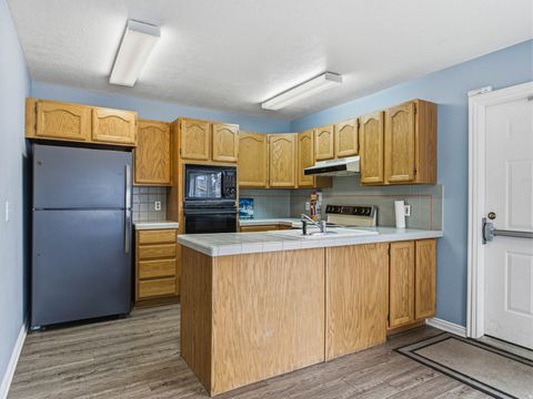 Tiny photo for 904 W SCHNEITTER CIR, Midway, UT 84049 (MLS # 2136320)