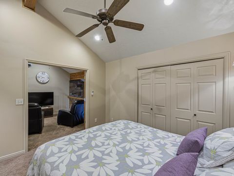 Tiny photo for 904 W SCHNEITTER CIR, Midway, UT 84049 (MLS # 2136320)