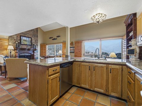 Tiny photo for 904 W SCHNEITTER CIR, Midway, UT 84049 (MLS # 2136320)