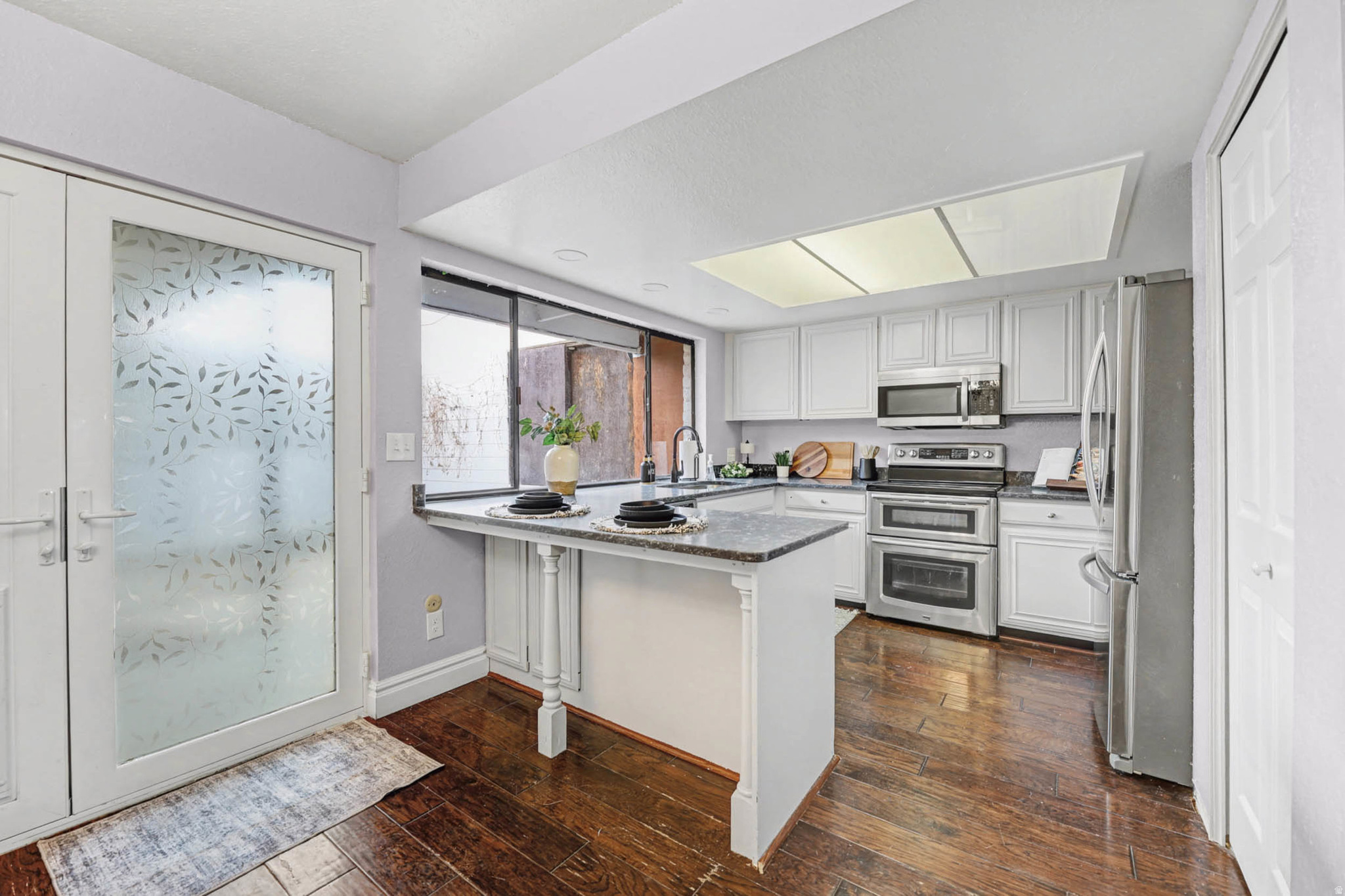 BENCHMARK VILLAGE - Residential