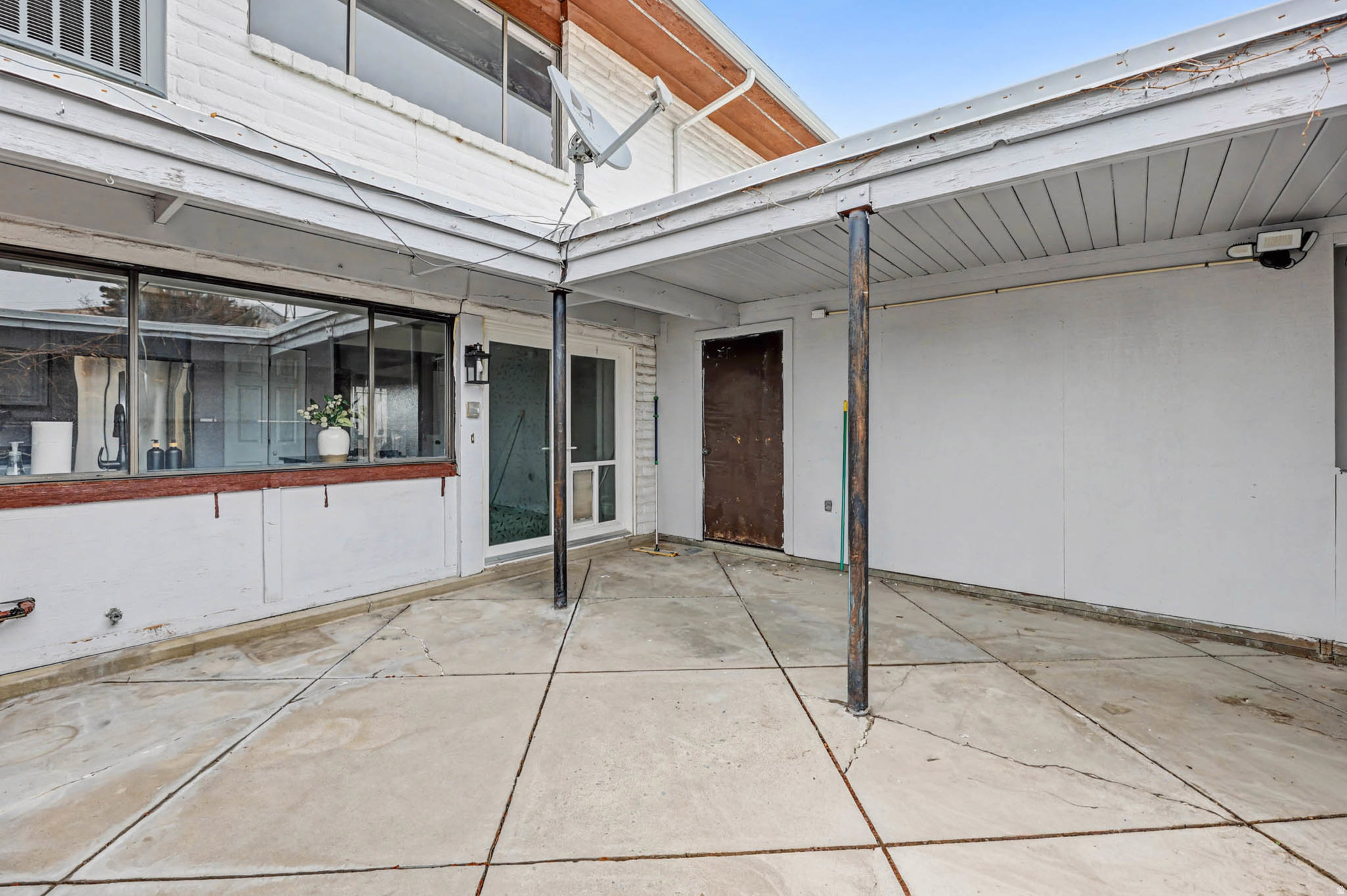 BENCHMARK VILLAGE - Residential