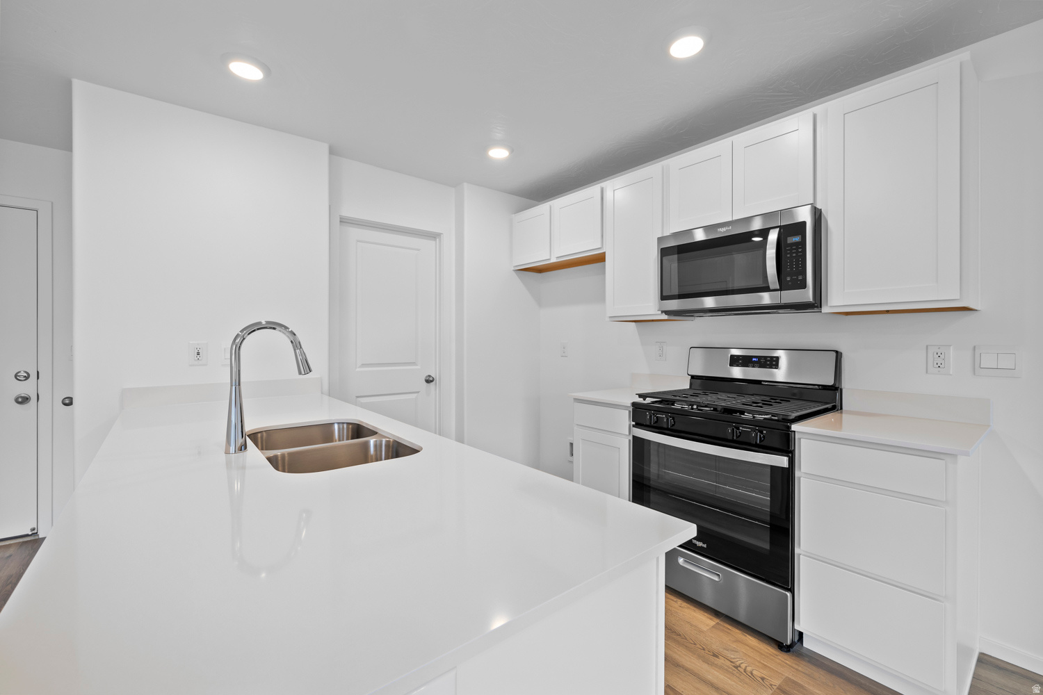LAVENDAR CANYON AT LONG VALLEY - Residential