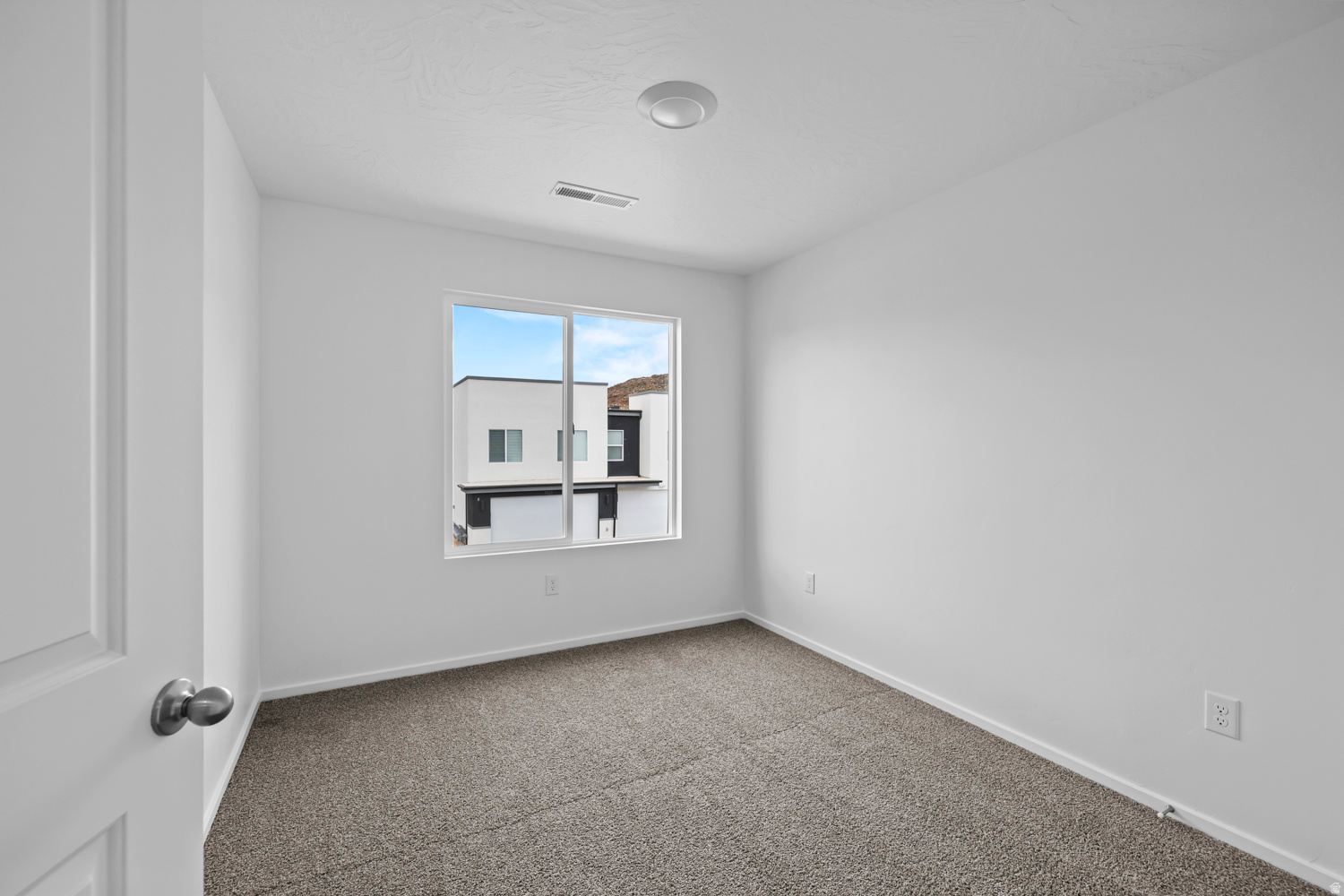 LAVENDAR CANYON AT LONG VALLEY - Residential