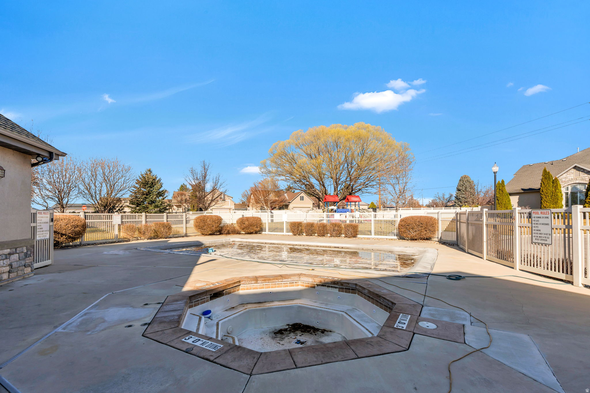 HAYMAKER RETREAT CONDO - Residential