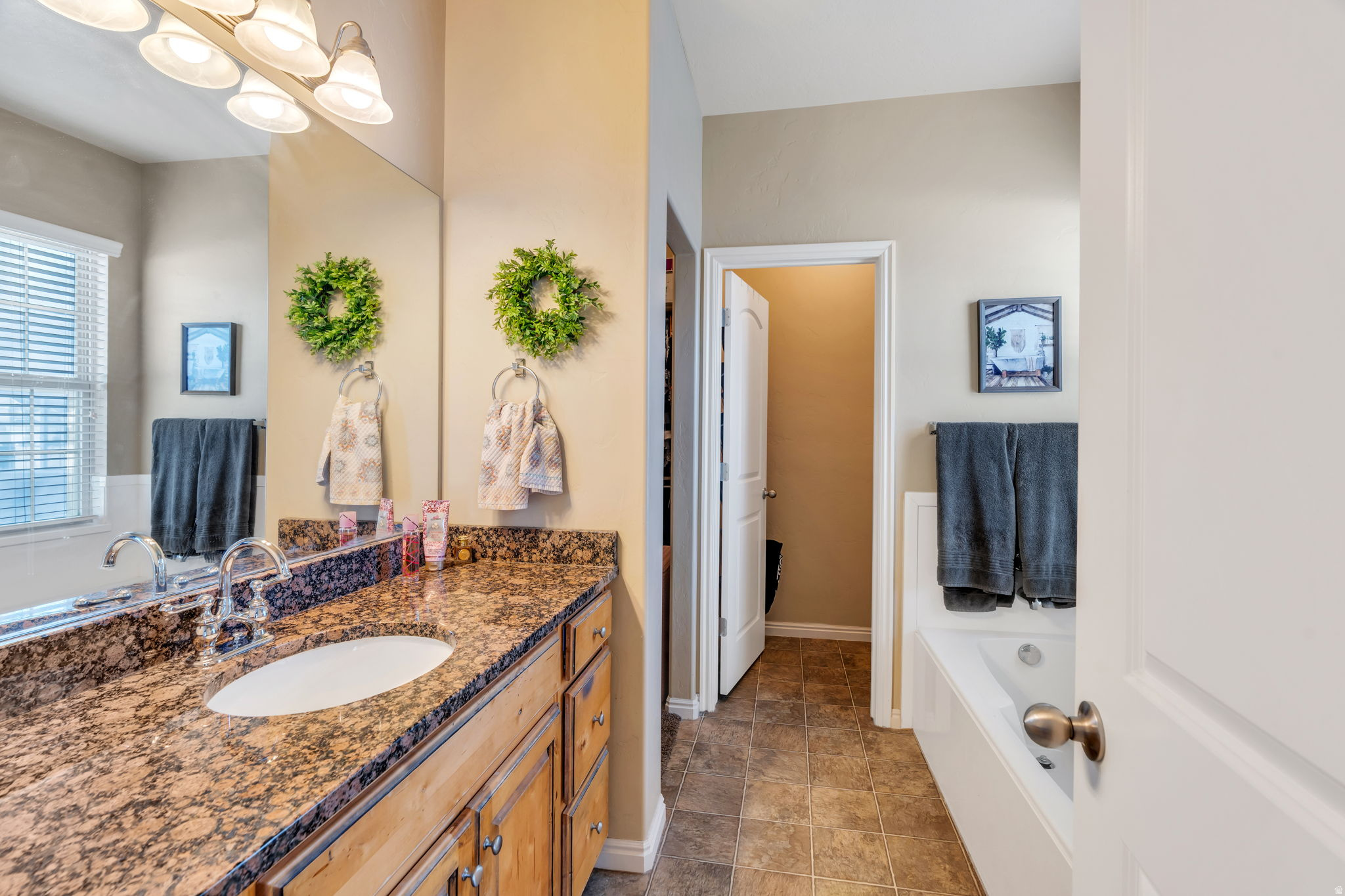 HAYMAKER RETREAT CONDO - Residential