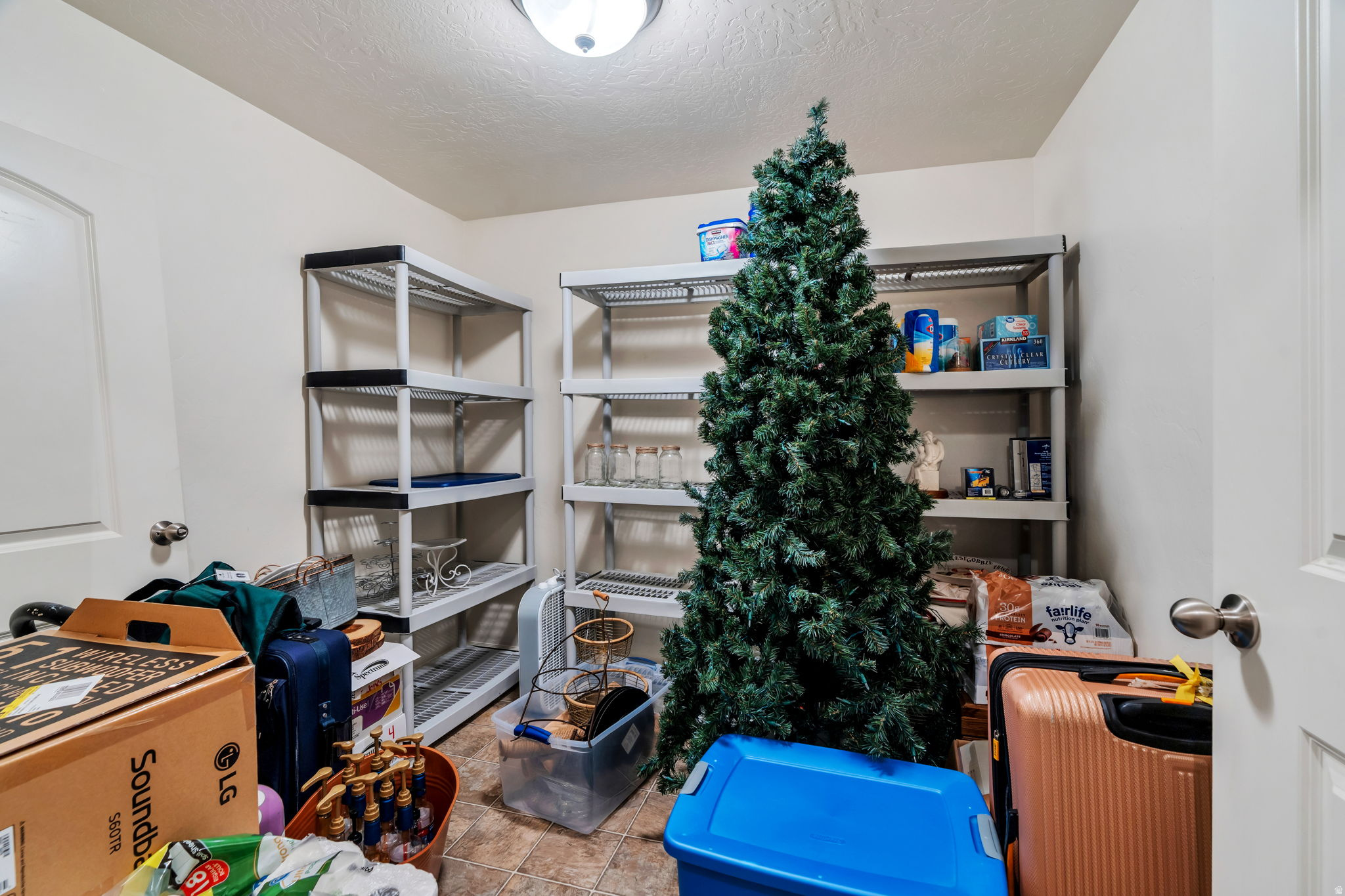 HAYMAKER RETREAT CONDO - Residential