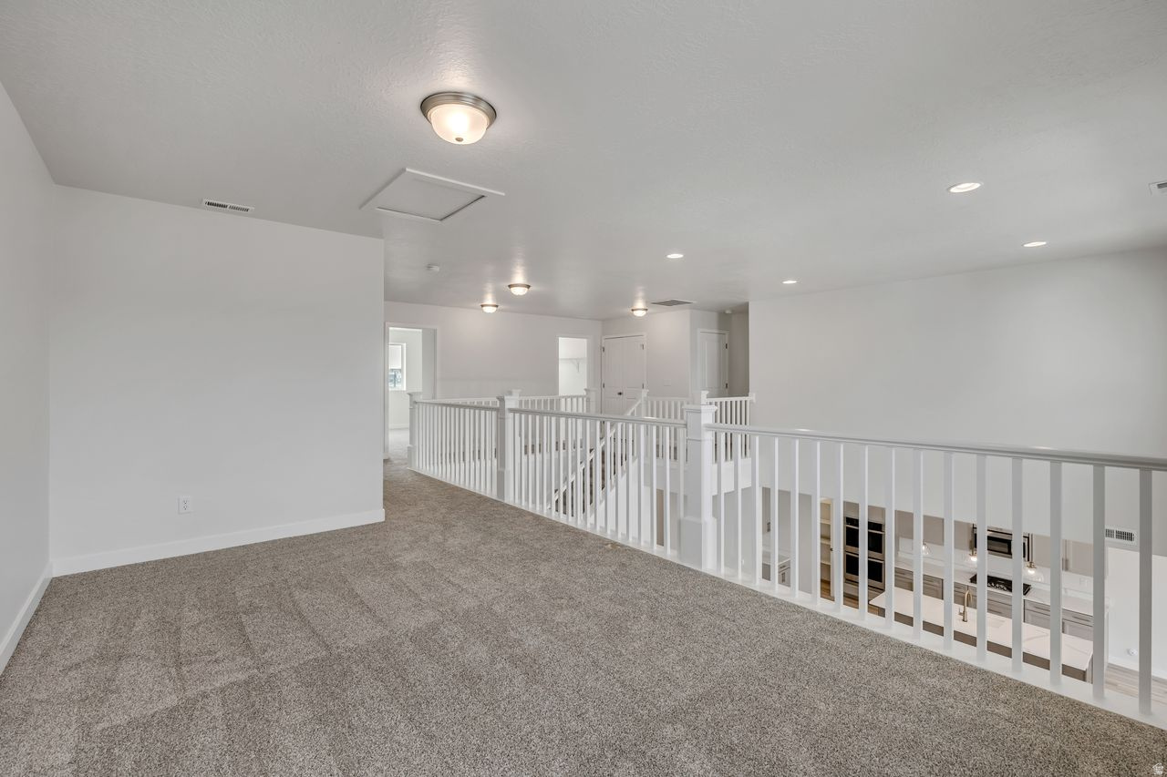 PARKVIEW AT SHORELINE - Residential