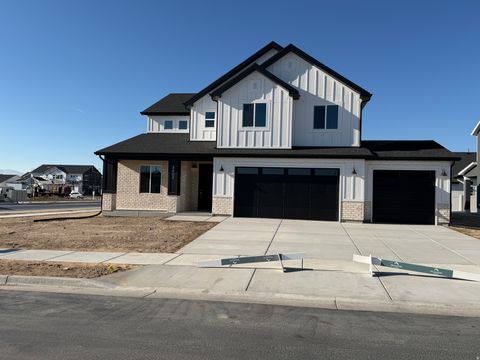 Photo of 3402 S 2410 W #120, Syracuse, UT 84075 (MLS # 2128654)