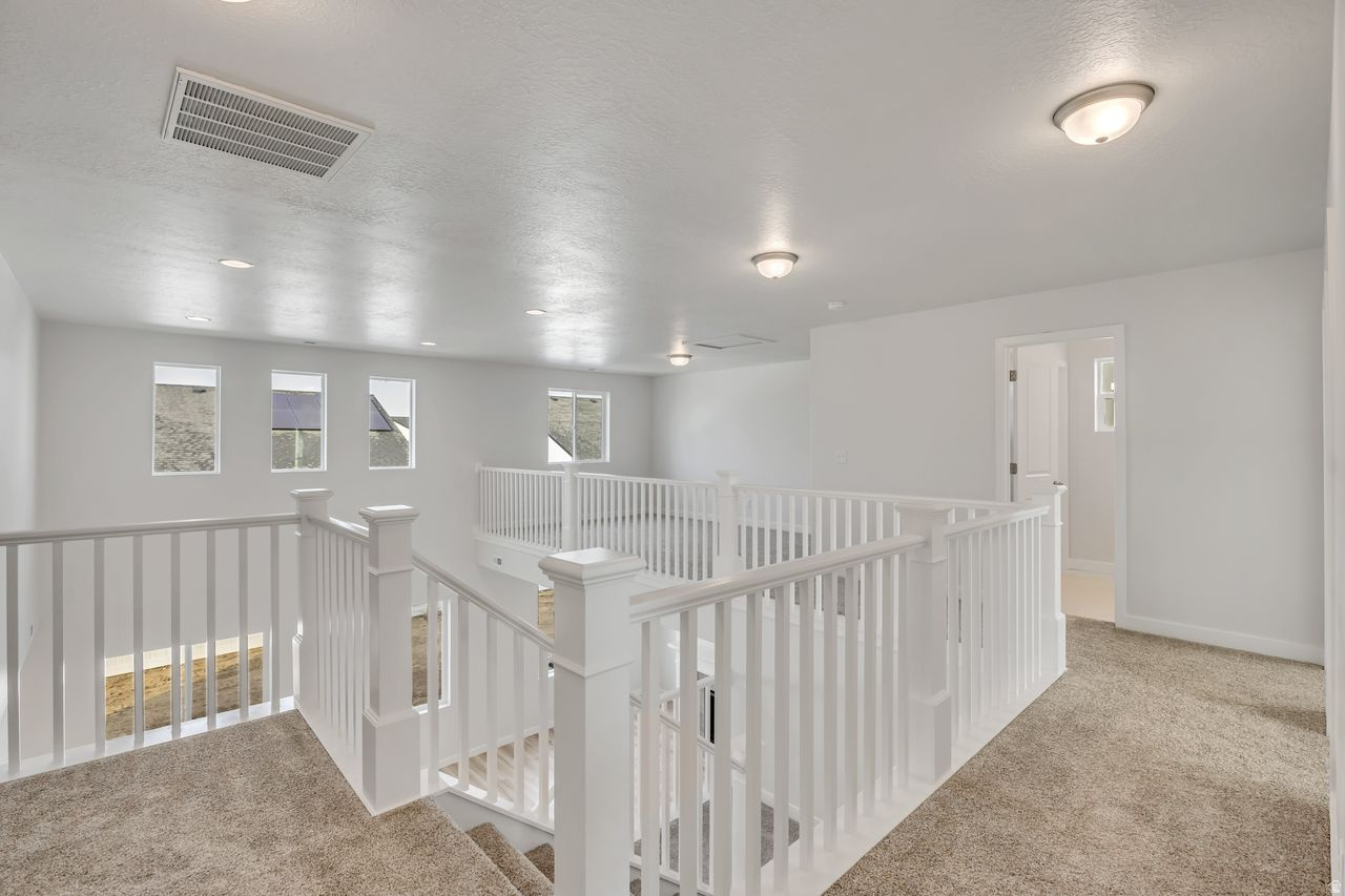 PARKVIEW AT SHORELINE - Residential