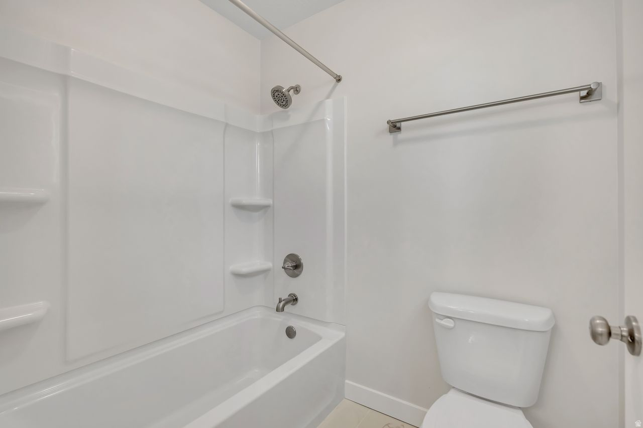 PARKVIEW AT SHORELINE - Residential