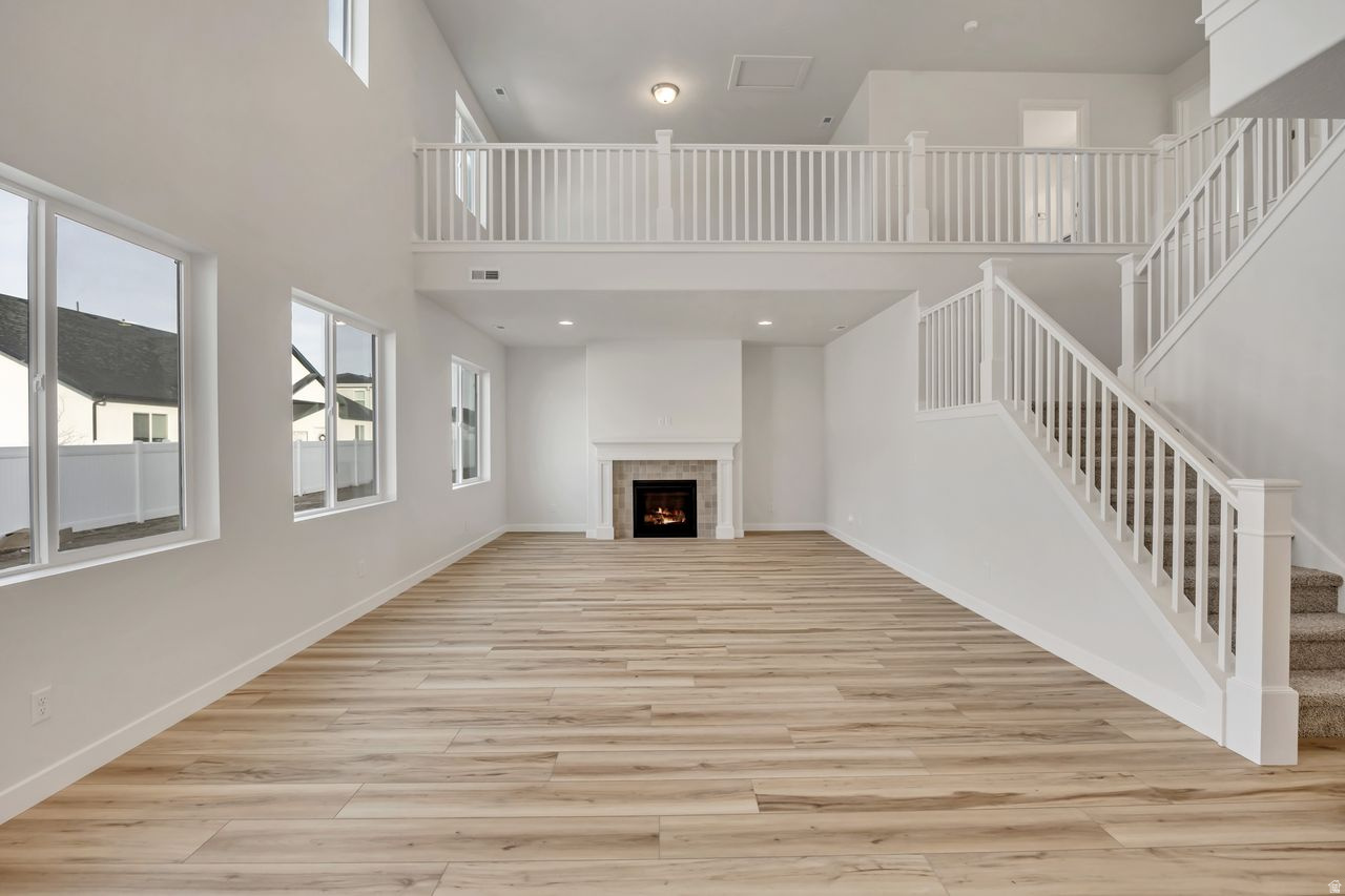 PARKVIEW AT SHORELINE - Residential