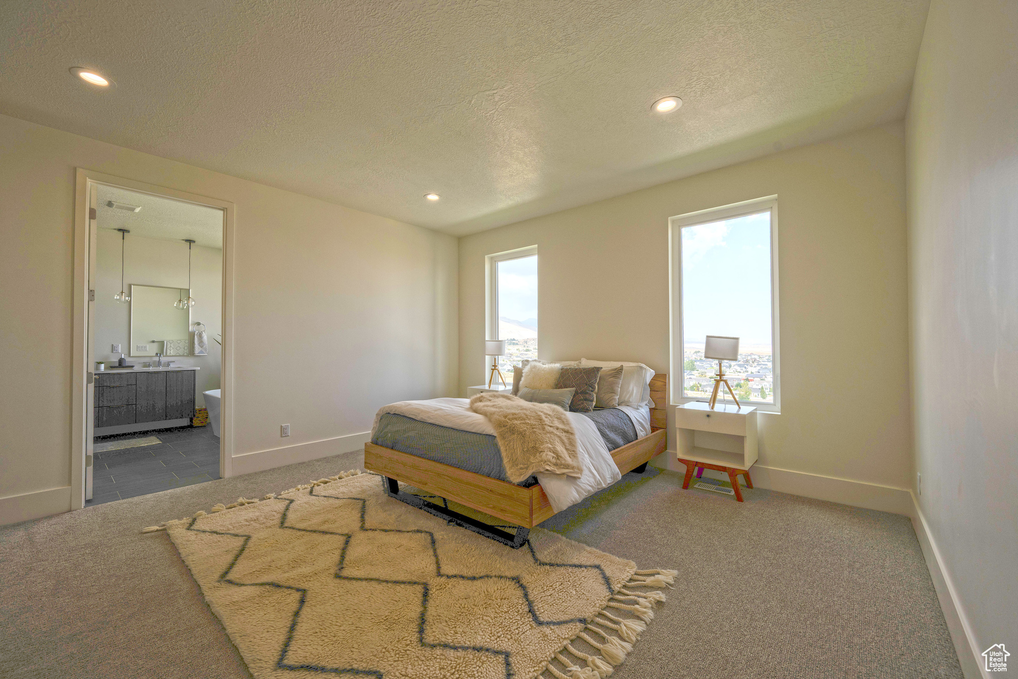 RIDGES AT ROSE CANYON - Residential