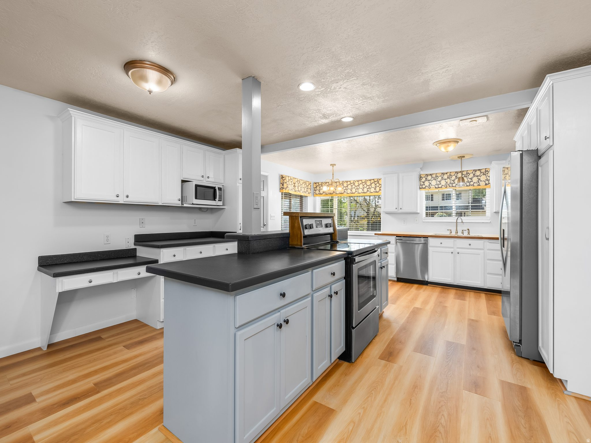 LUGAR BUENA PARK - Residential