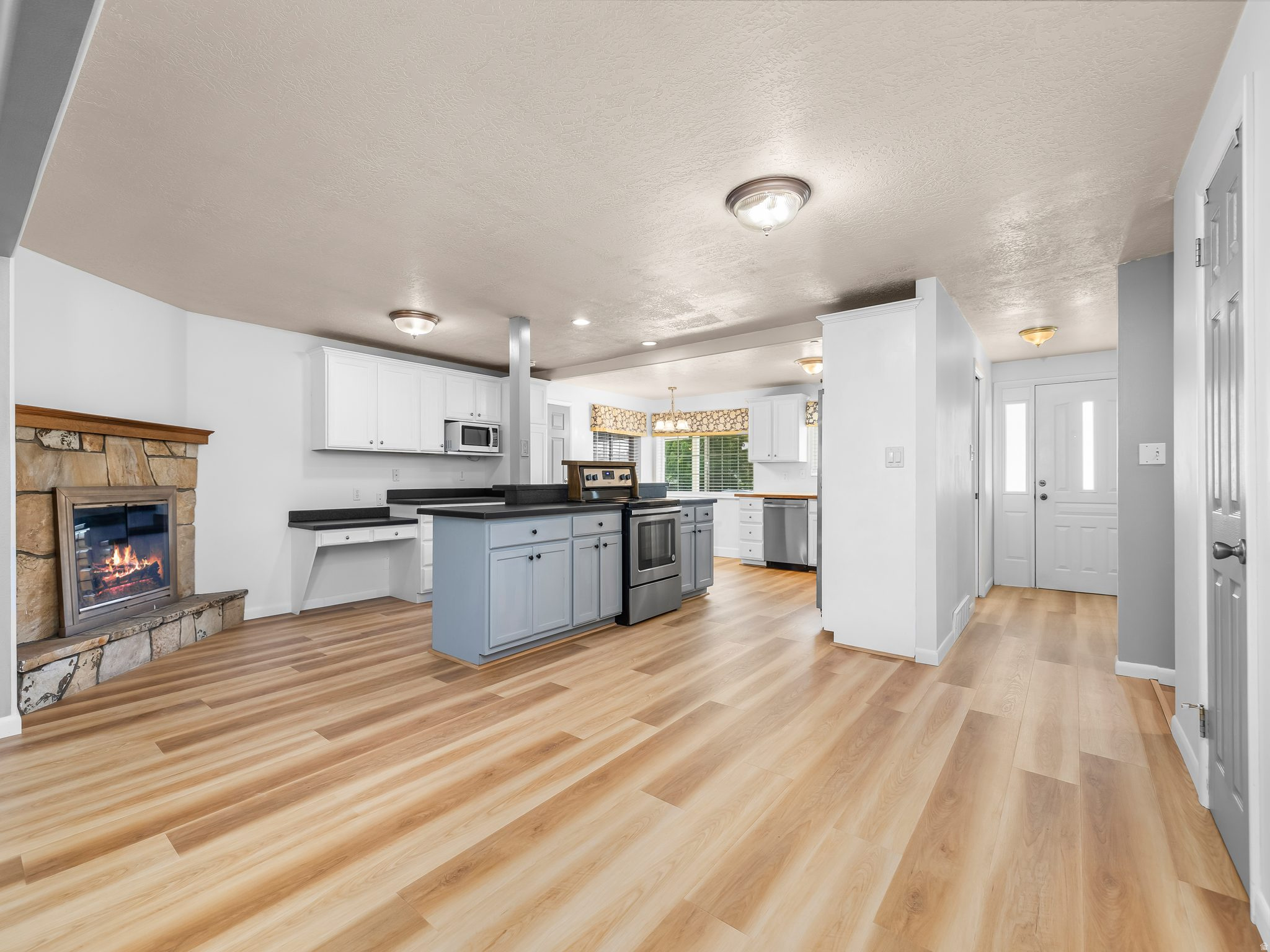 LUGAR BUENA PARK - Residential