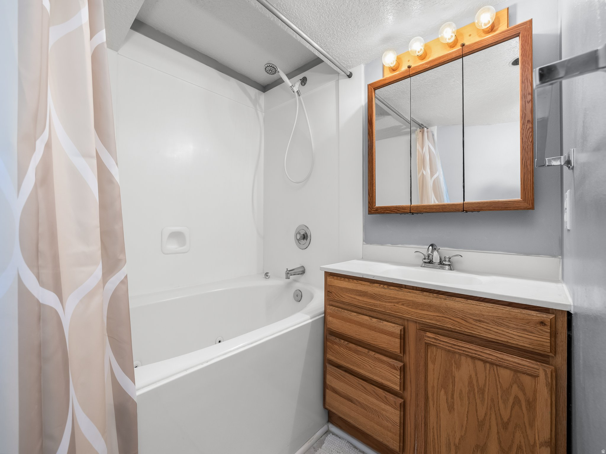 LUGAR BUENA PARK - Residential