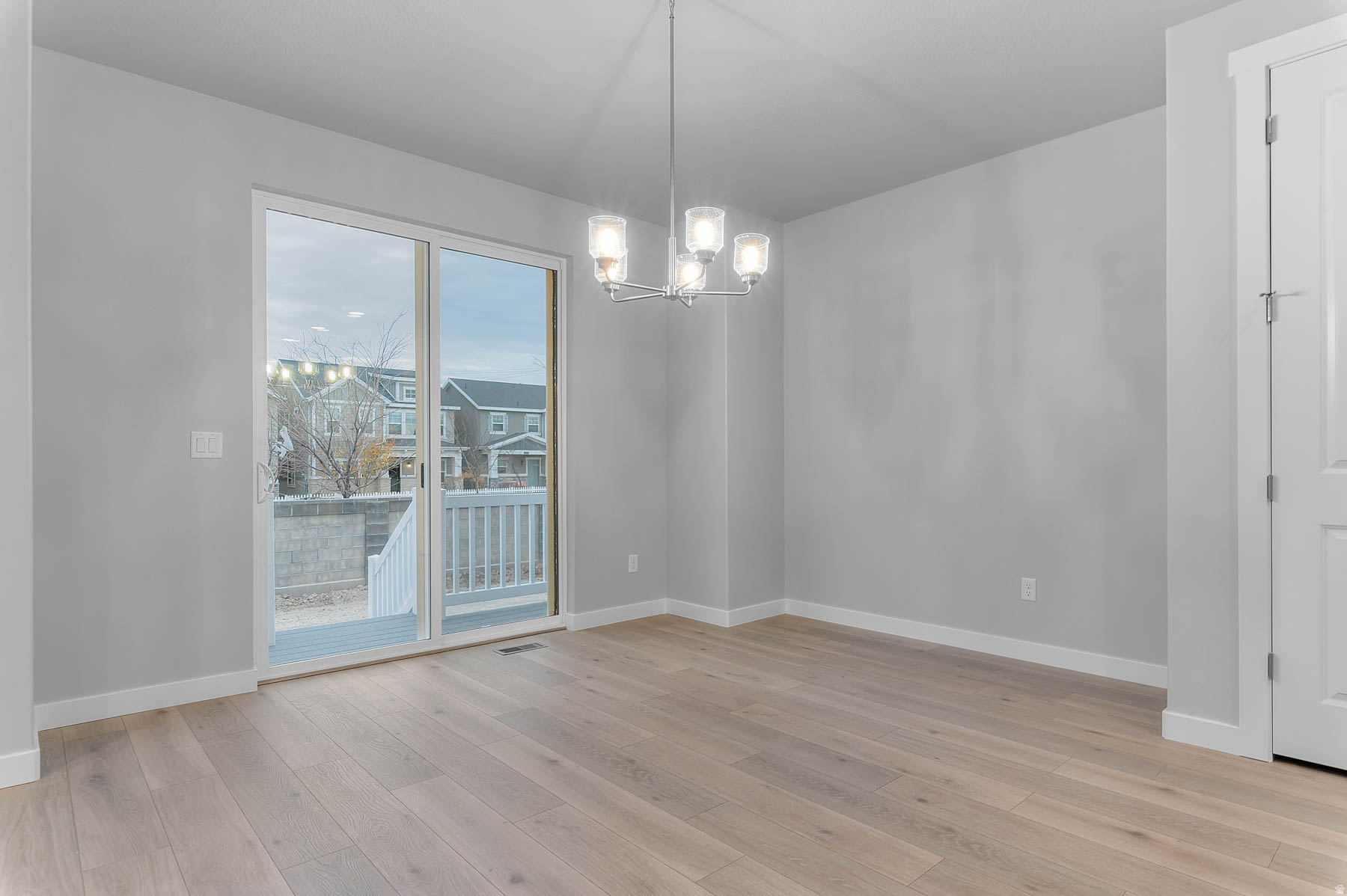 HOLBROOK FARMS 320 - Residential