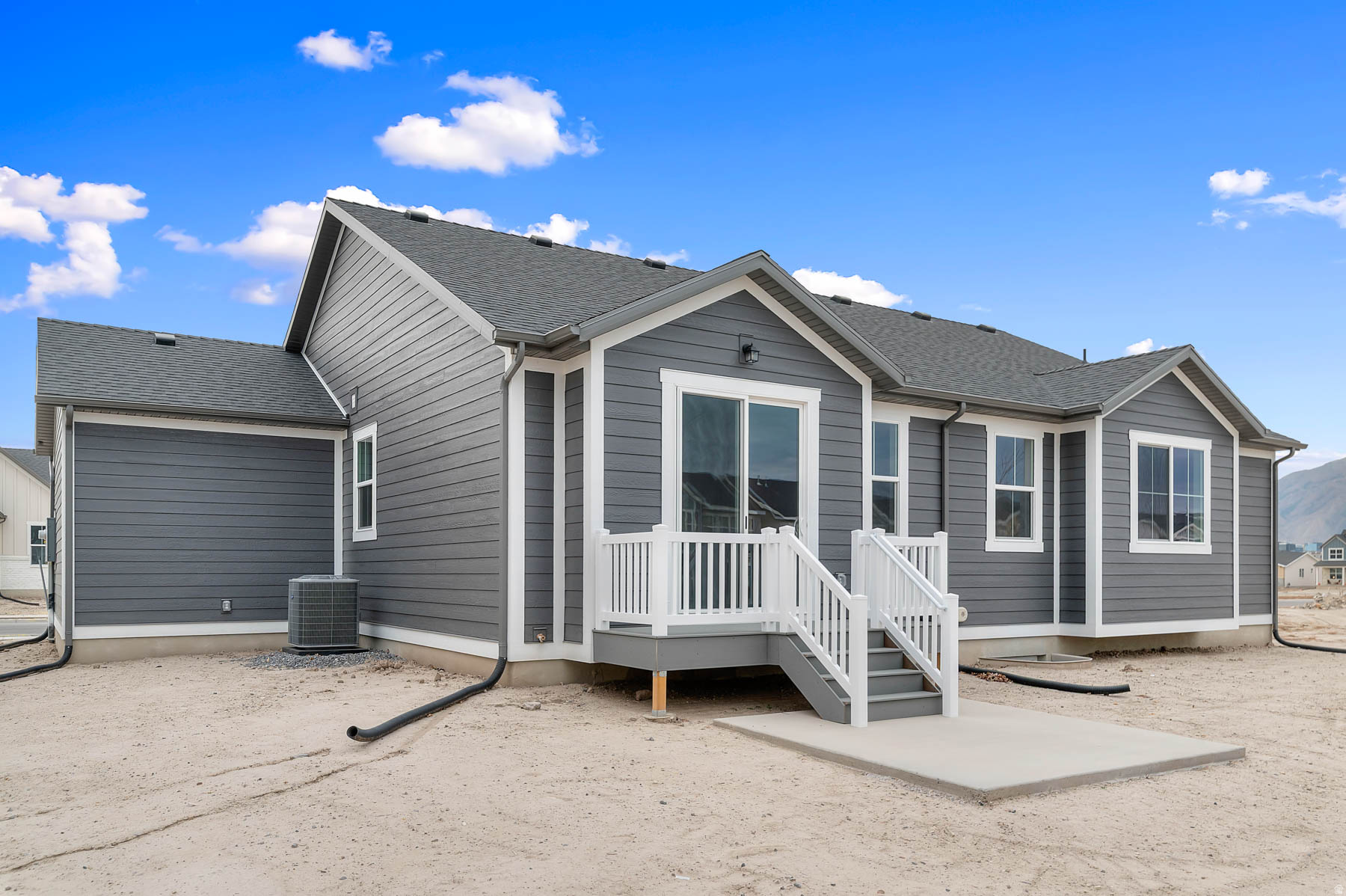 HOLBROOK FARMS 320 - Residential