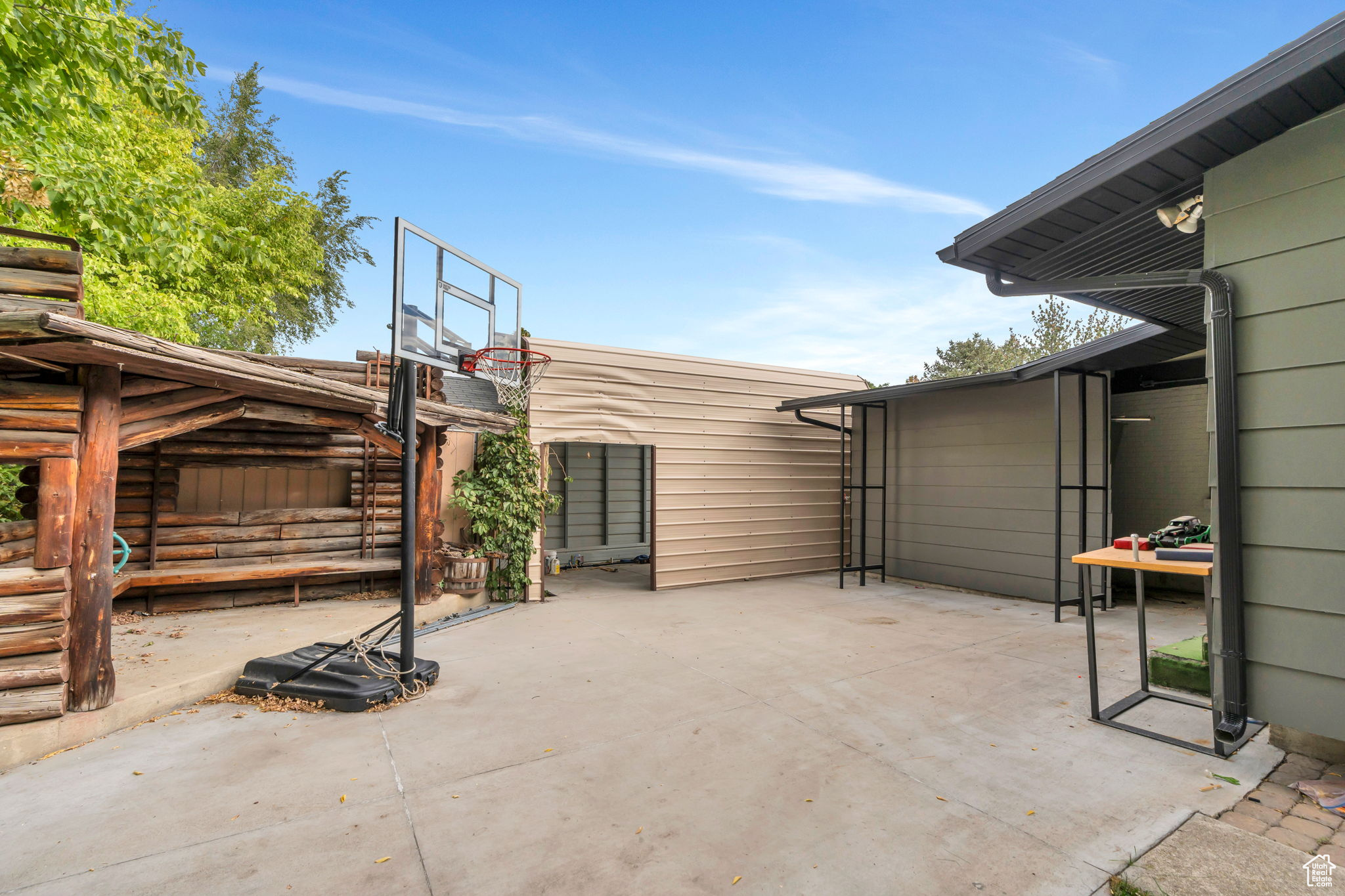 FAIROAKS - Residential