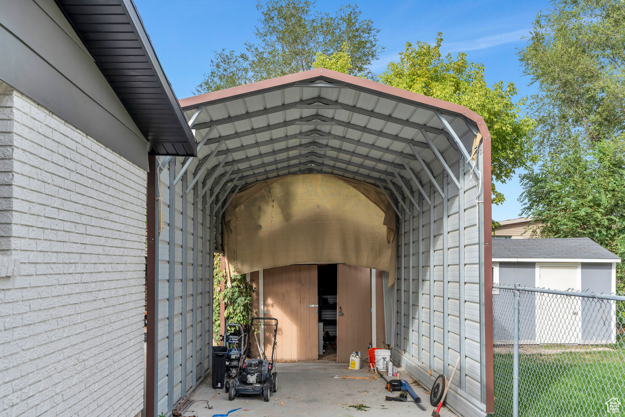 FAIROAKS - Residential