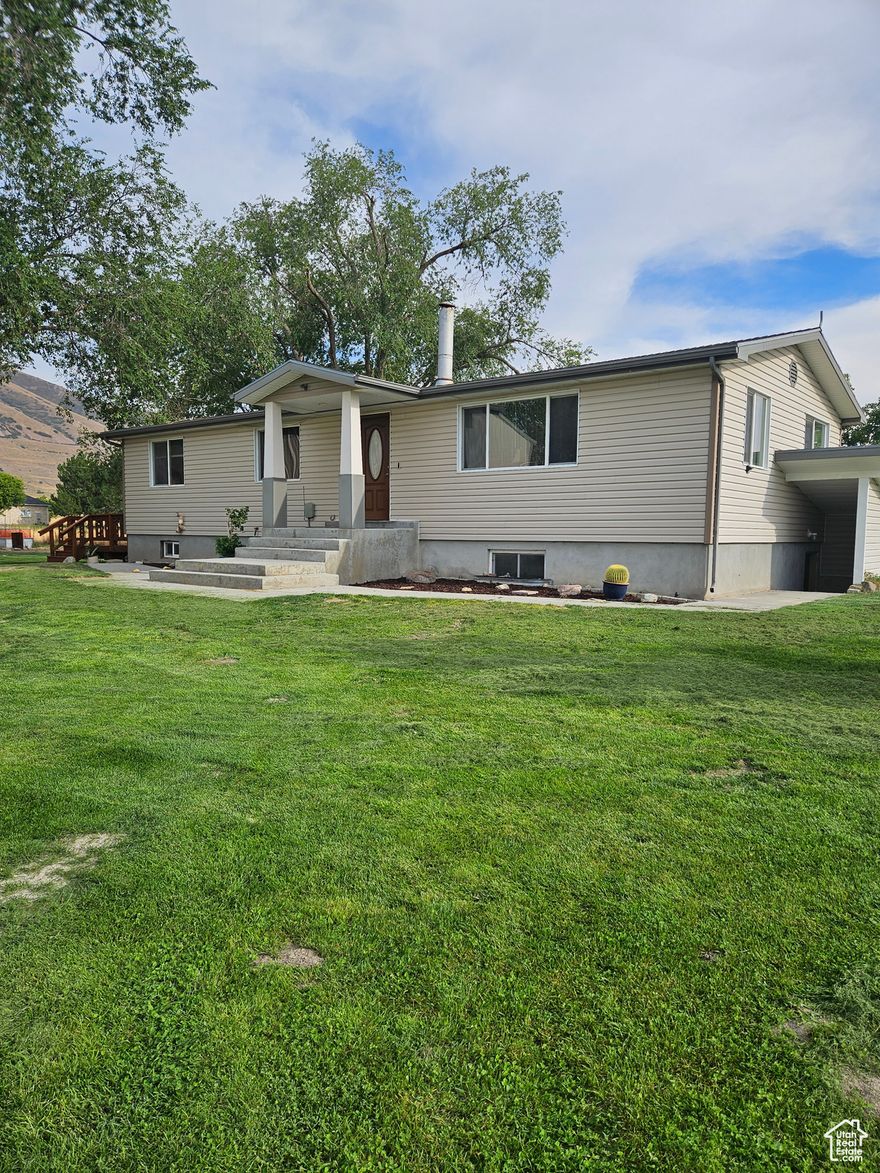 Amazing move in ready horse property that has recently been updated  in the heart of Erda. This listing also includes  parcel # 08-019-0-001 to give it the 1.8 acres. This property includes a 6 car or RV and 4 car detached 36 x 48 x 16 foot high garage.