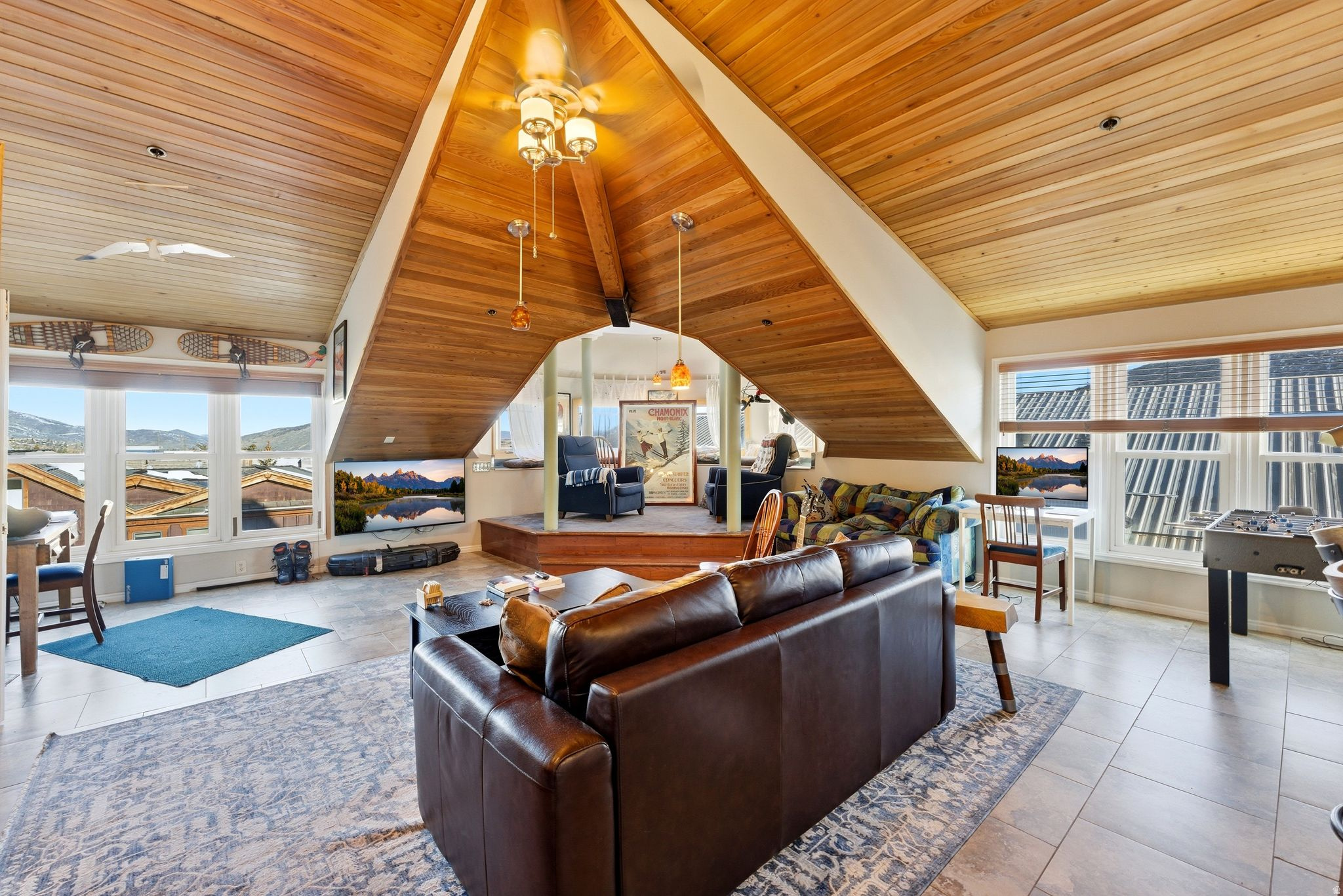 EMPIRE HOUSE - Residential