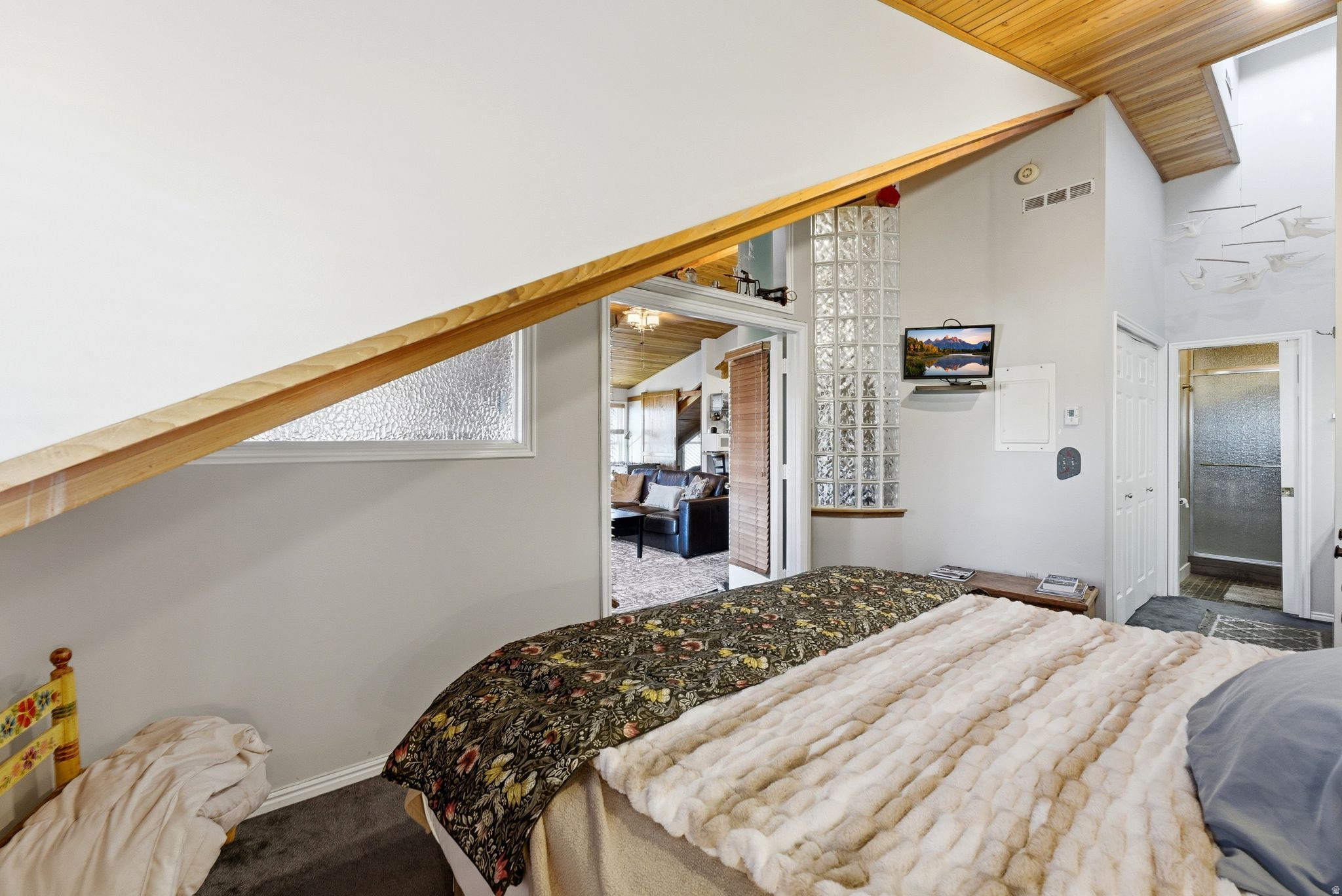 EMPIRE HOUSE - Residential