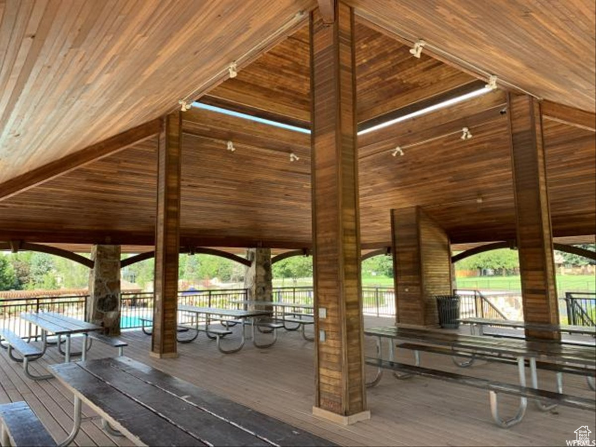 PEPPERWOOD - Residential