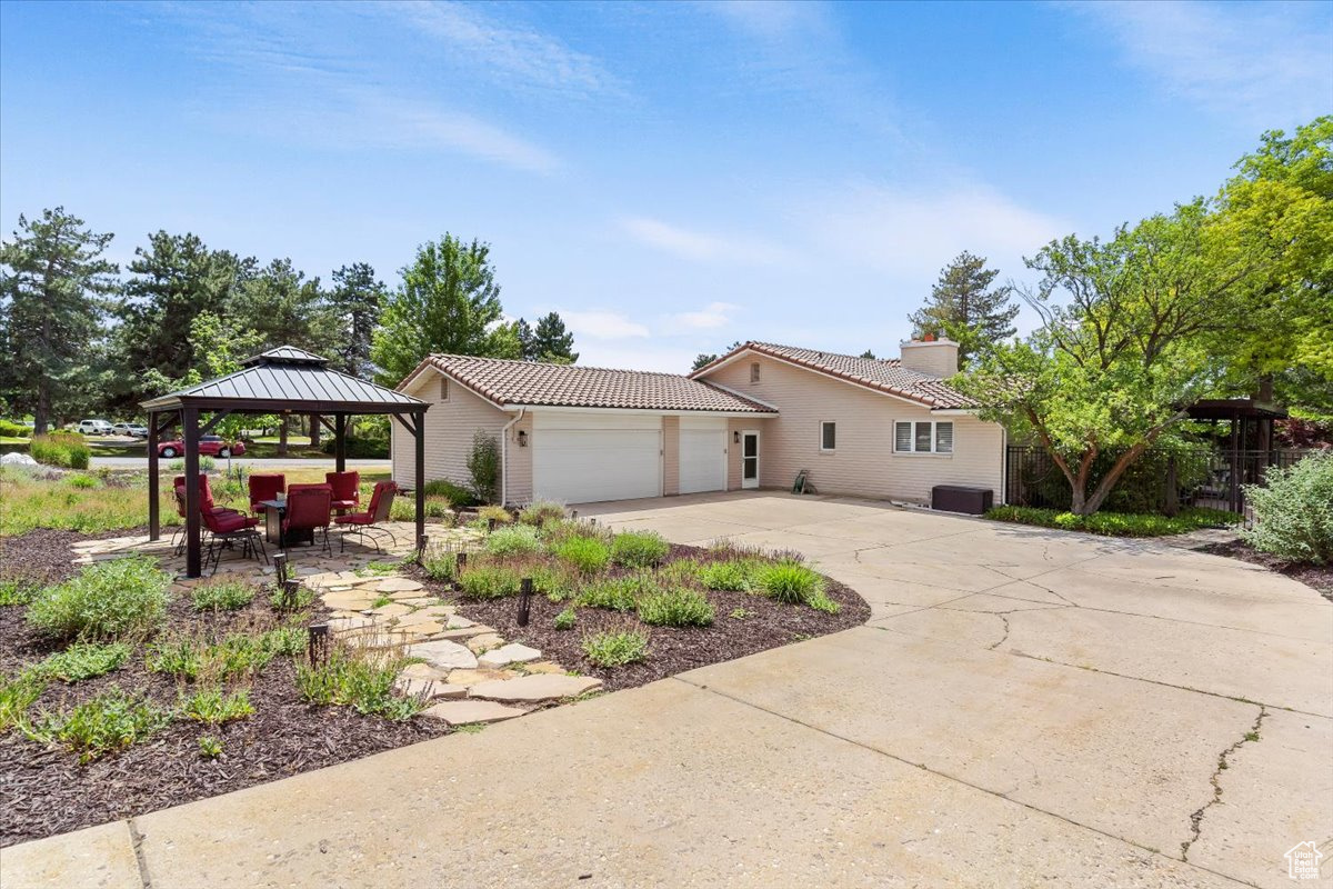 PEPPERWOOD - Residential
