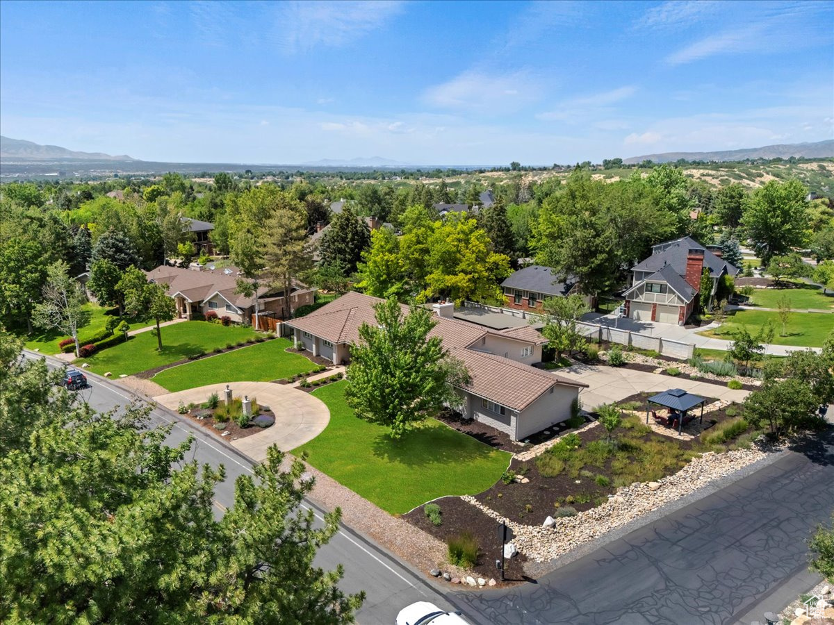 PEPPERWOOD - Residential