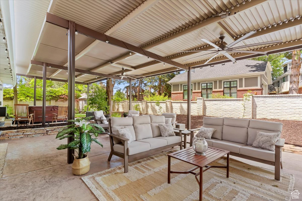 PEPPERWOOD - Residential