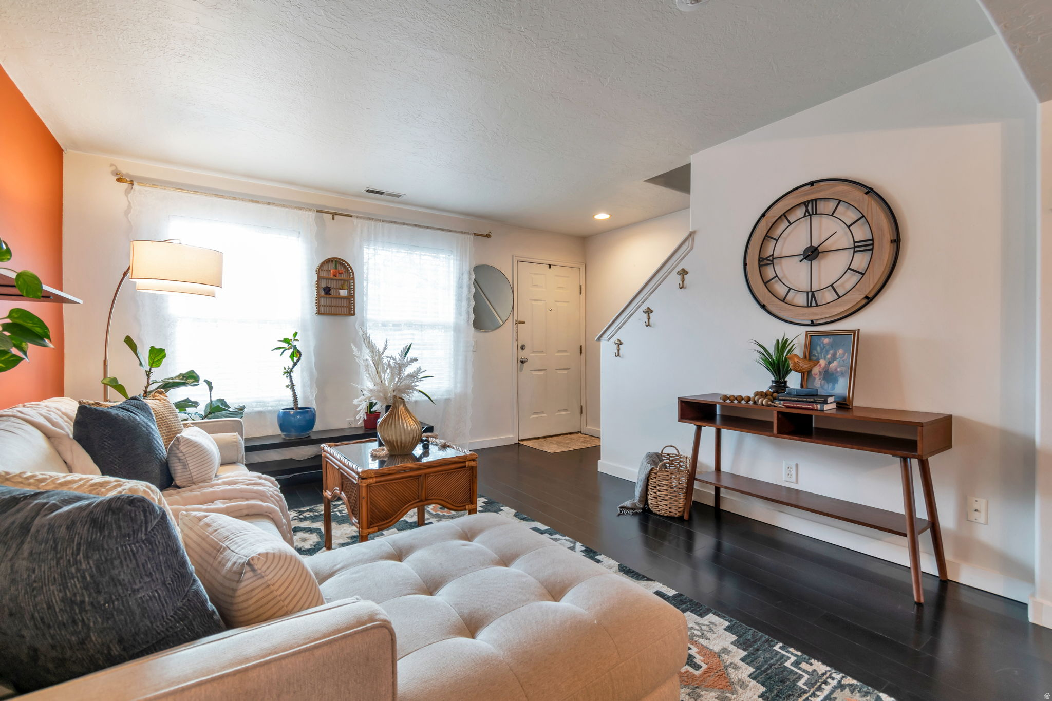 SOUTH WILLOW CREEK - Residential